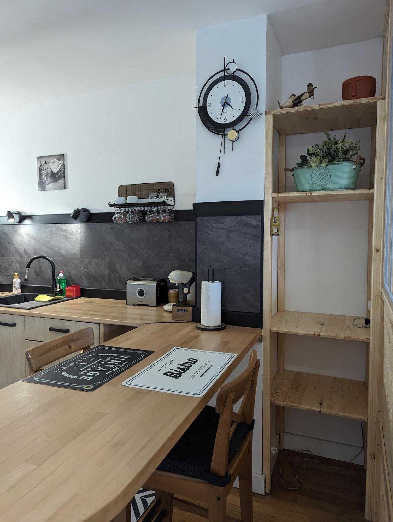Bayard La Tour Apartment Charleville-Mezieres Exterior photo